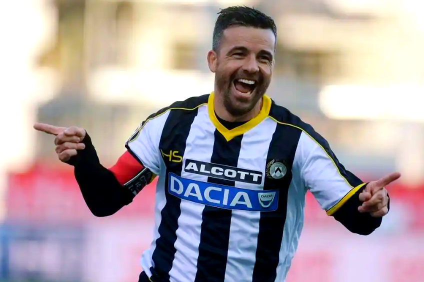 集结日意甲传出新动向,本菲卡止住颓势,管理层表态——悬念犹存,资深球员宣示担当 集结日意甲传出新动向,本菲卡止住颓势,管理层表态——悬念犹存,资深球员宣示担当